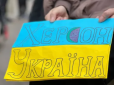 Неможливо стримати сліз: У мережі показали зворушливу зустріч сина-військового з батьком у Херсоні (відео)